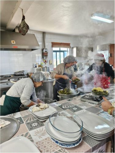 Almo&ccedil;o-Conv&iacute;vio S&eacute;nior+75